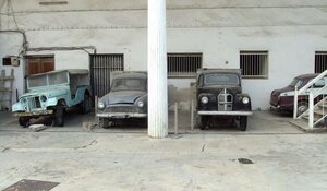 Cars from colonial times, Zanzibar, © Rémi Armand Tchokothe