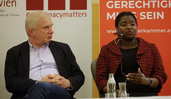 Werner Raza, Ruth Mirembe, © OXUS/VIDC Werner Raza, Ruth Mirembe, © OXUS/VIDC