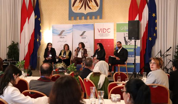 Workshop 1, © AKIS/Hadia Tahiri 