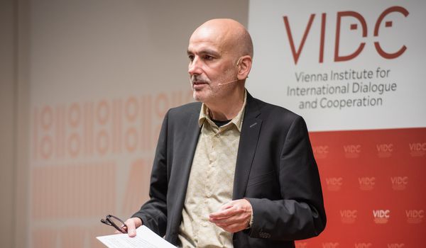 Michael Fanizadeh © OXUS TV