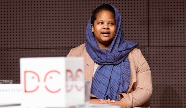 Nisreen Elsaim, © Minitta Kandlbauer Nisreen Elsaim, © Minitta Kandlbauer