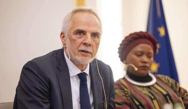 Alexander Kmentt © Karo Pernegger