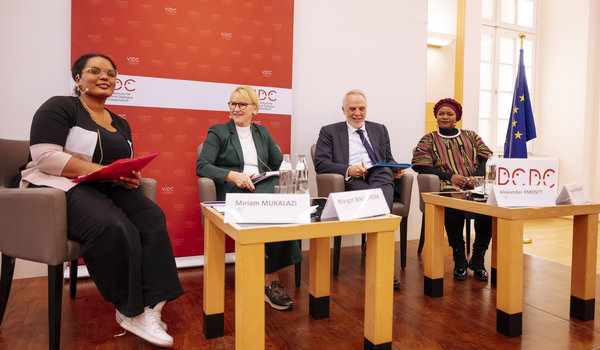 M. Mukalazi, M. Wallström, A. Kmentt, R. Kagumire © Karo Pernegger